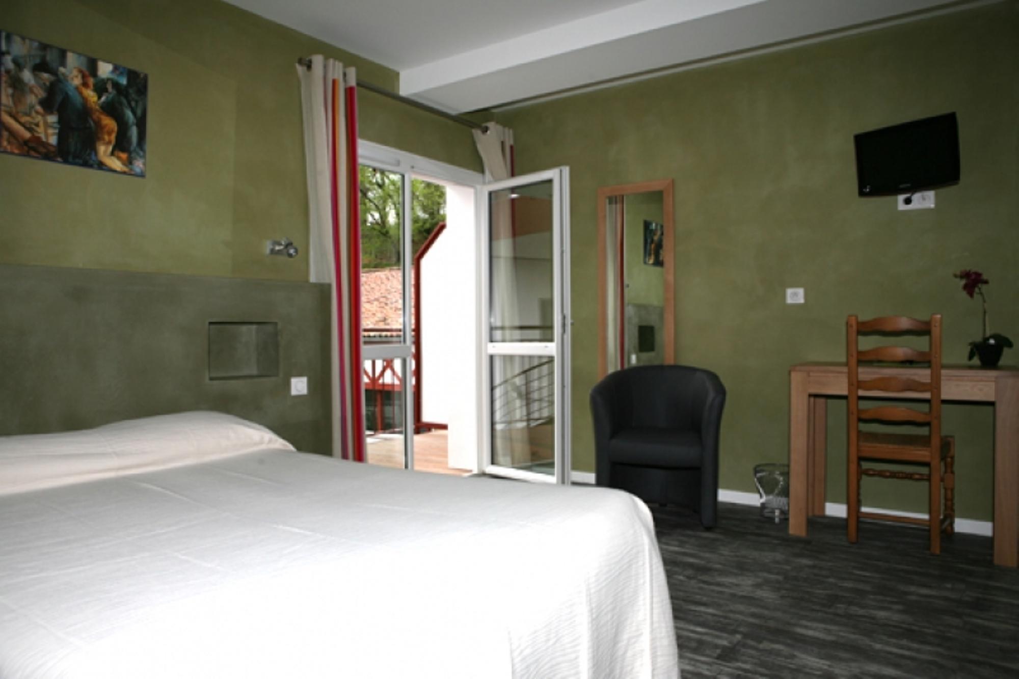 Logis Hotel Ur-Hegian Aïnhoa Eksteriør billede