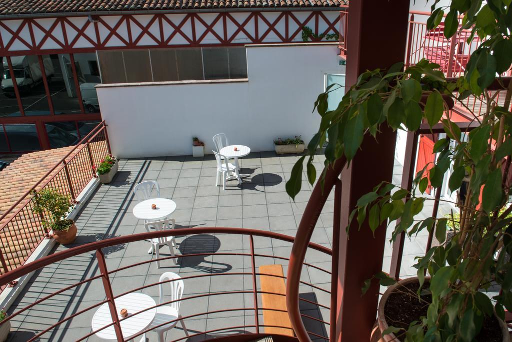 Logis Hotel Ur-Hegian Aïnhoa Eksteriør billede