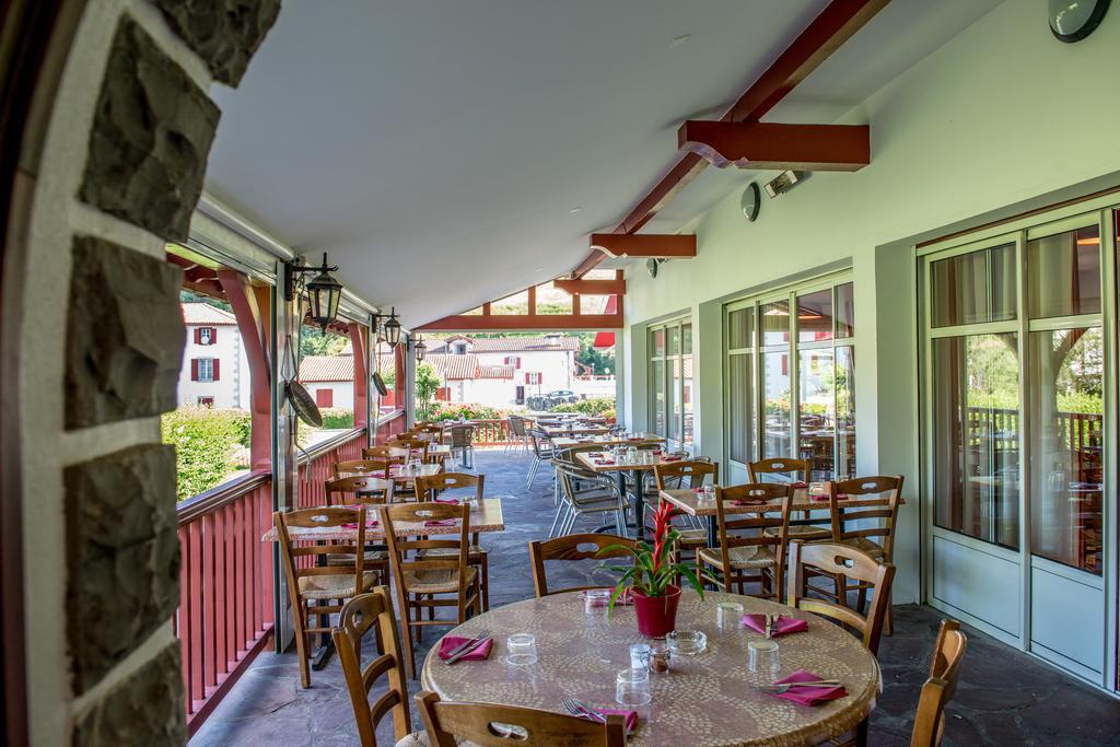 Logis Hotel Ur-Hegian Aïnhoa Eksteriør billede
